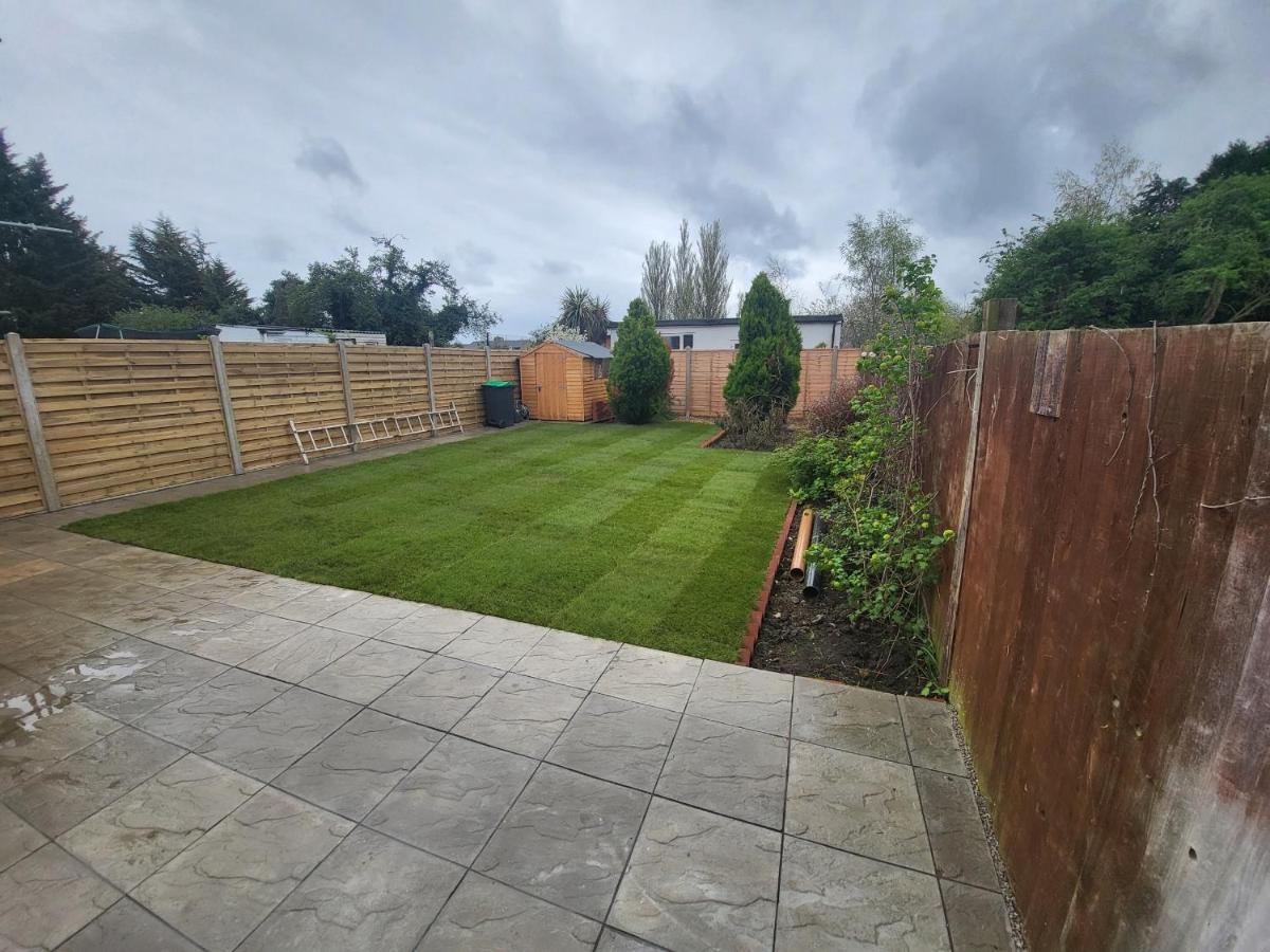 High Spec Large 6 Bedroom House! Kingston upon Thames  Exteriör bild